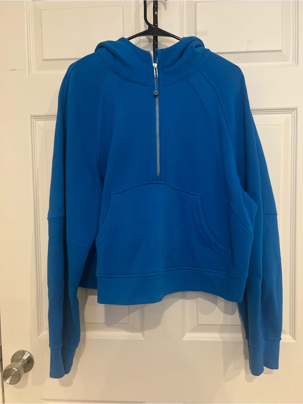 lululemon scuba 1/2 zip hoodie blue cropped women’s size XL/XXL. Tag off.